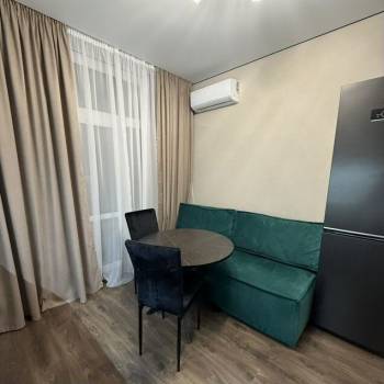 Сдается 1-комнатная квартира, 39 м²