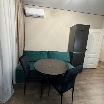 Сдается 1-комнатная квартира, 39 м²