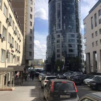 Сдается Нежилое помещение, 240 м²