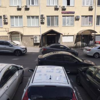 Сдается Нежилое помещение, 240 м²