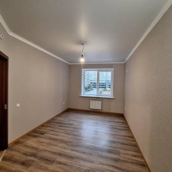 Продается 1-комнатная квартира, 37 м²