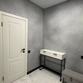 Продается 1-комнатная квартира, 42 м²