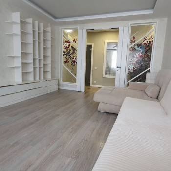 Продается 2-х комнатная квартира, 75 м²