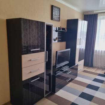 Сдается Многокомнатная квартира, 64 м²
