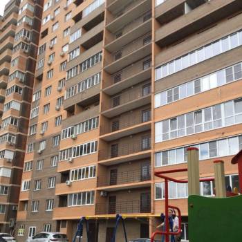 Продается 1-комнатная квартира, 42,8 м²