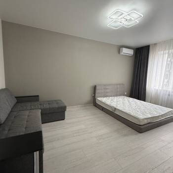 Сдается 1-комнатная квартира, 39 м²