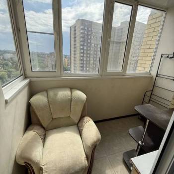 Продается 1-комнатная квартира, 38 м²