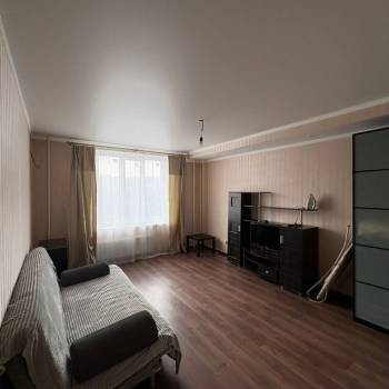 Сдается 1-комнатная квартира, 41 м²