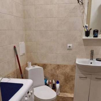 Продается 1-комнатная квартира, 32 м²