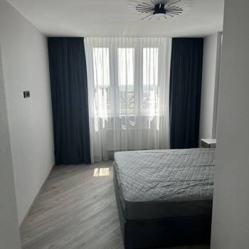 Сдается 2-х комнатная квартира, 75 м²