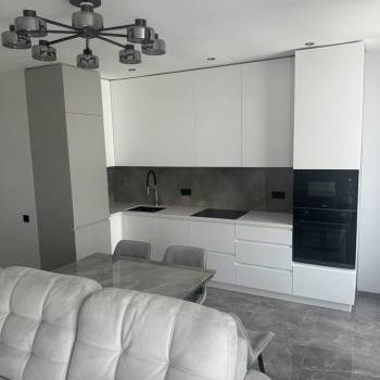 Сдается 2-х комнатная квартира, 75 м²