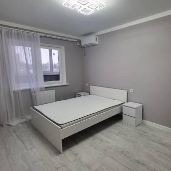 Сдается 1-комнатная квартира, 43 м²