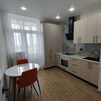 Сдается 1-комнатная квартира, 37 м²
