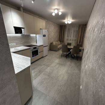 Сдается 1-комнатная квартира, 48 м²