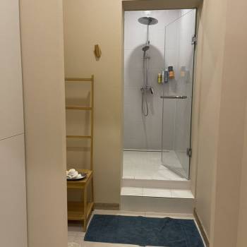 Сдается Нежилое помещение, 200 м²