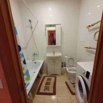 Сдается 1-комнатная квартира, 38 м²