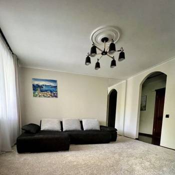 Продается 3-х комнатная квартира, 59,6 м²