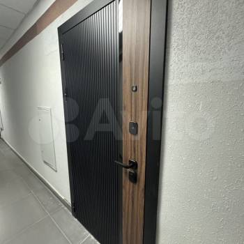 Продается 1-комнатная квартира, 42 м²