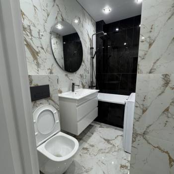 Продается 1-комнатная квартира, 42 м²