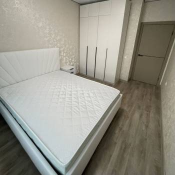 Продается 1-комнатная квартира, 37 м²