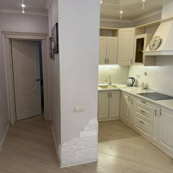 Сдается Многокомнатная квартира, 100 м²