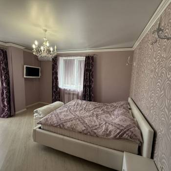 Сдается Многокомнатная квартира, 100 м²