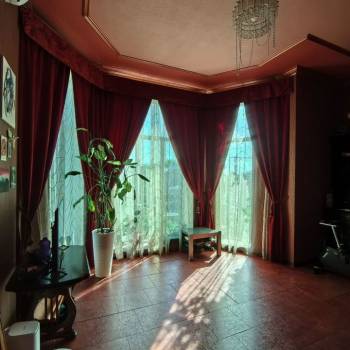 Продается Дом, 320 м²