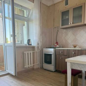 Сдается 1-комнатная квартира, 37 м²