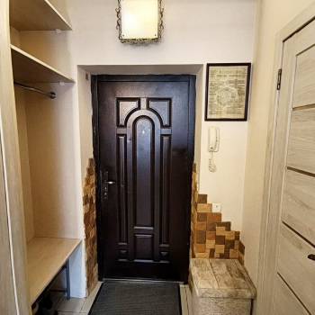 Продается 1-комнатная квартира, 35 м²