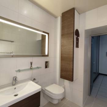 Продается 2-х комнатная квартира, 101,6 м²