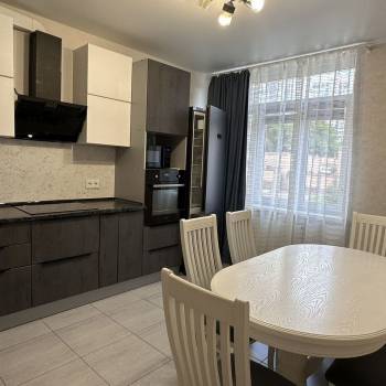 Сдается 2-х комнатная квартира, 56 м²