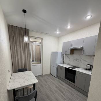 Сдается 1-комнатная квартира, 37 м²