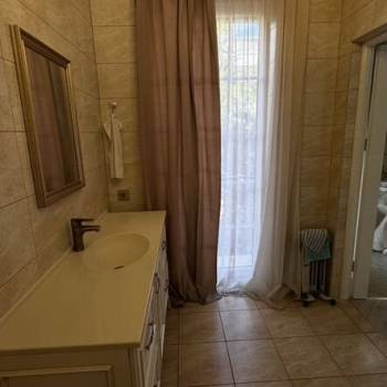 Сдается 2-х комнатная квартира, 74 м²