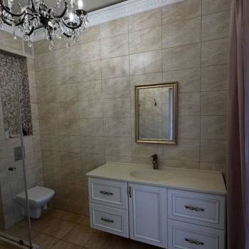 Сдается 2-х комнатная квартира, 74 м²