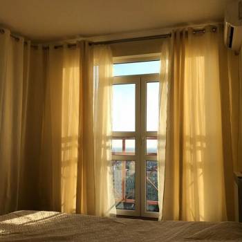 Продается 1-комнатная квартира, 53 м²