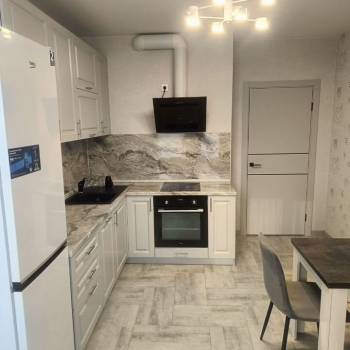 Продается 1-комнатная квартира, 44 м²