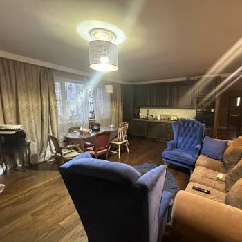 Продается Многокомнатная квартира, 116,5 м²