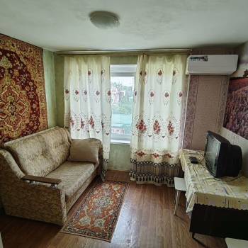Продается 1-комнатная квартира, 12,9 м²