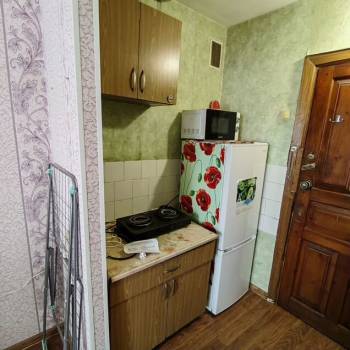 Продается 1-комнатная квартира, 12,9 м²