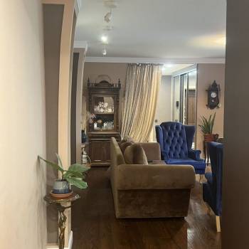Продается Многокомнатная квартира, 120 м²