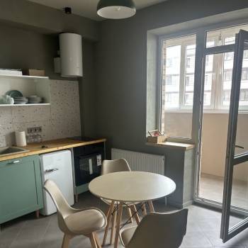 Сдается 1-комнатная квартира, 42 м²