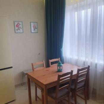 Сдается Многокомнатная квартира, 63 м²