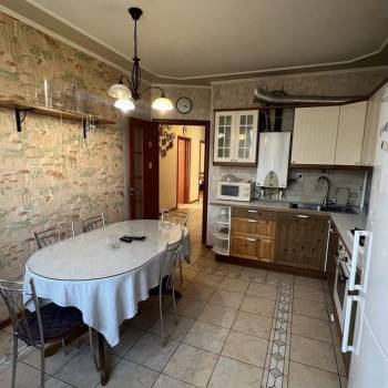 Продается 3-х комнатная квартира, 82 м²