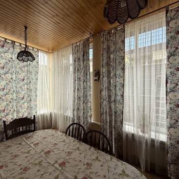Продается Дом, 180 м²