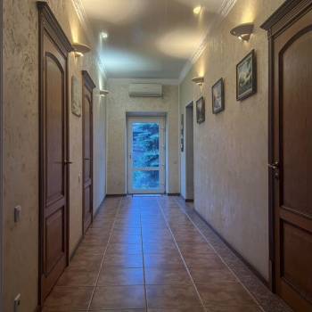 Продается Дом, 230 м²