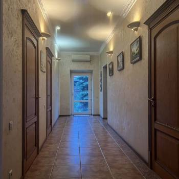 Продается Дом, 230 м²