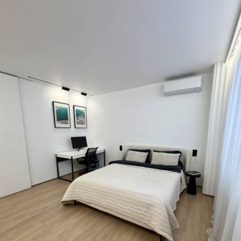 Продается 2-х комнатная квартира, 80 м²
