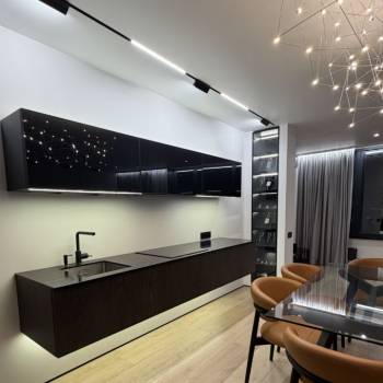 Продается 2-х комнатная квартира, 80 м²