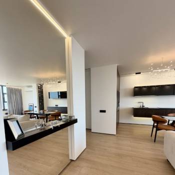 Продается 2-х комнатная квартира, 80 м²