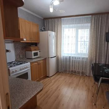 Сдается 2-х комнатная квартира, 61 м²
